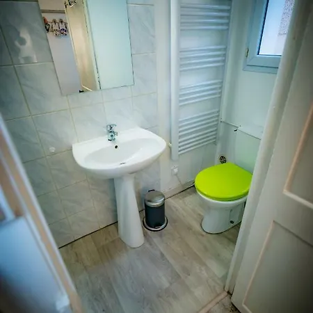 Appartement CHEVAL DE TROYES - Ecrin de calme - HYPER CENTRE Extérieur photo